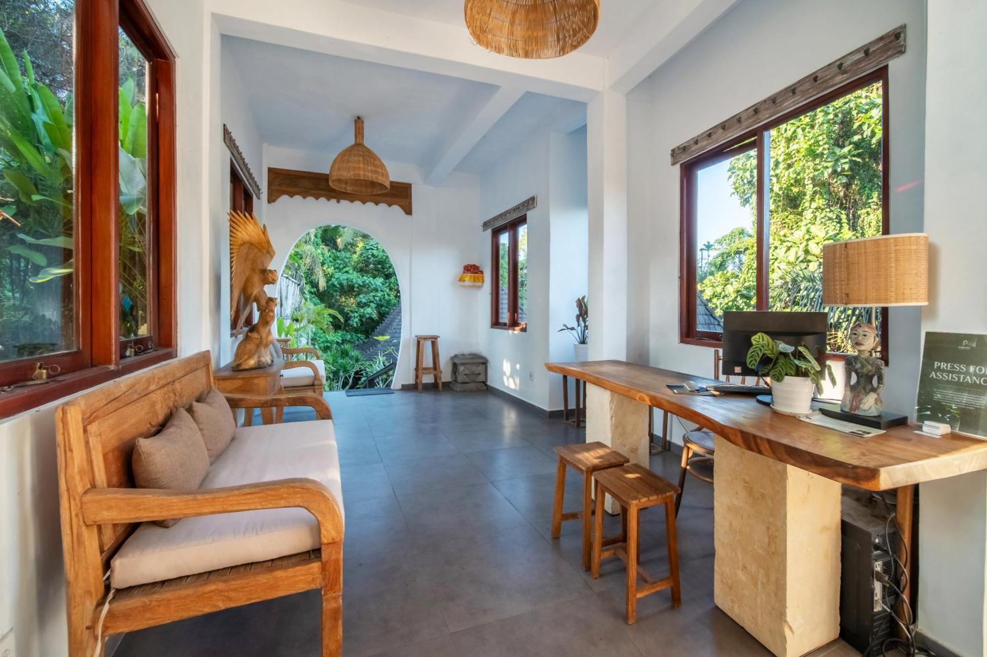 Parvati Retreat Couette-café
